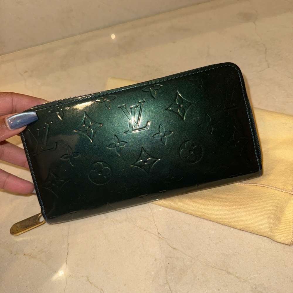 Louis Vuitton Green Vernis Wallet with Gold Zipper